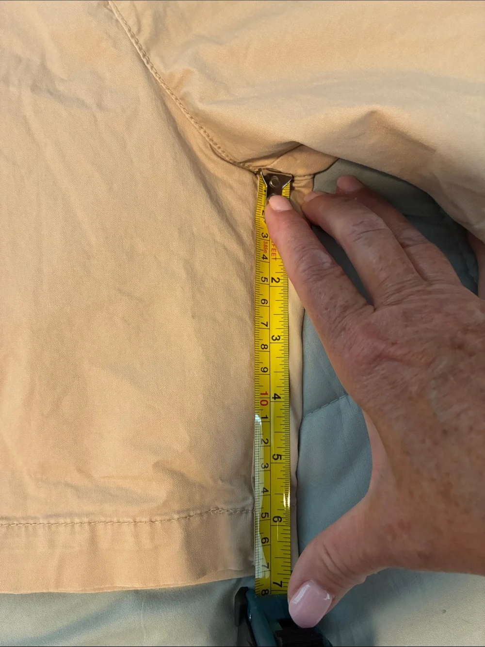 Old Navy Beige/Tan Women's Everyday Shorts